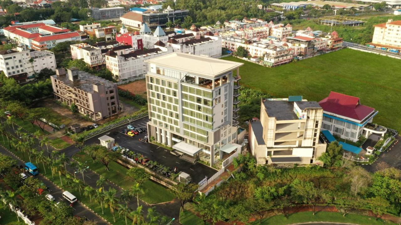 Hotel Santika Batam מראה חיצוני תמונה